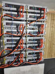 16x Pytes V5 mit 90kWp