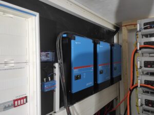 3x Victron MP 48/10000